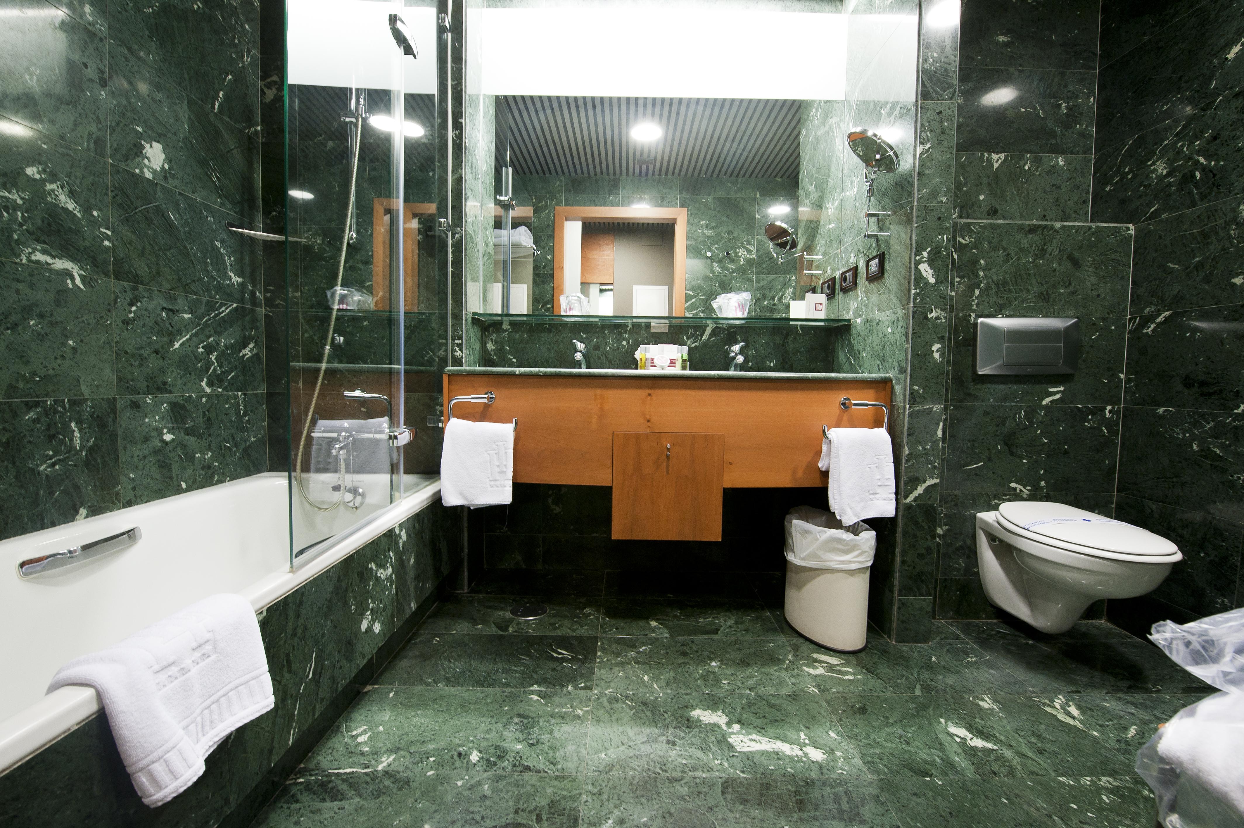 Gran Hotel Lakua Vitoria-Gasteiz Eksteriør bilde
